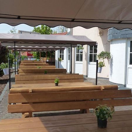 Hotel Restaurant Ortenberger Hof 외부 사진